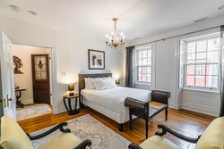  - Dwight D Hotel Center City Philadelphia