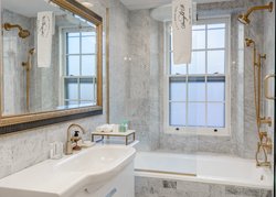  - Dwight D Hotel Center City Philadelphia