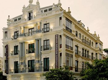 Gran Hotel La Perla