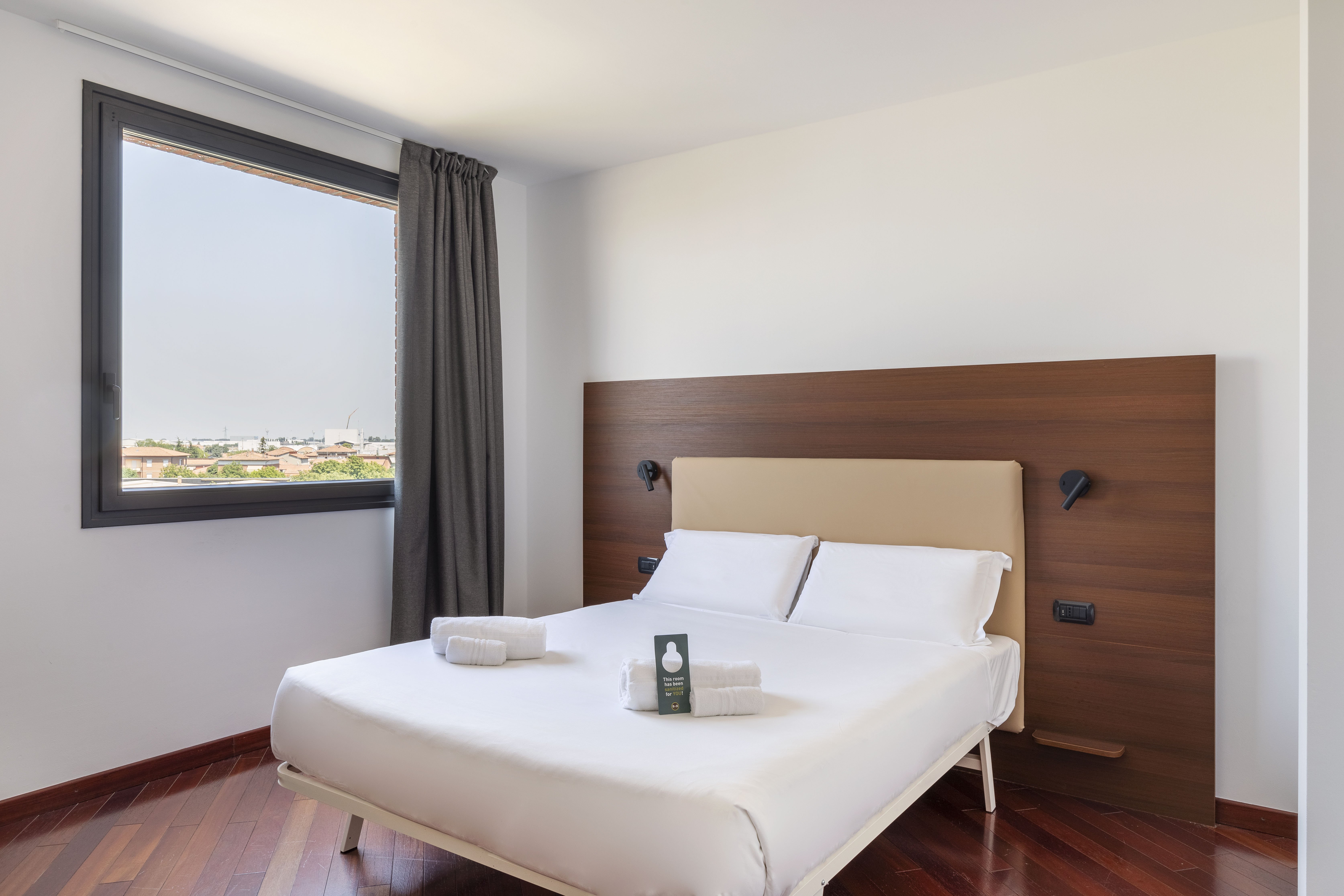 B-B HOTEL SASSUOLO-guestroom-Guestroom.jpg