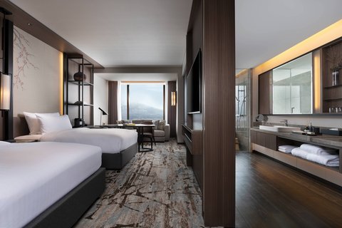 HIGASHIYAMA NISEKO VILLAGE, A RITZ-CARLTON RESERVE - Photo 16