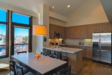 THE WESTIN RIVERFRONT RESORT - Photo 20