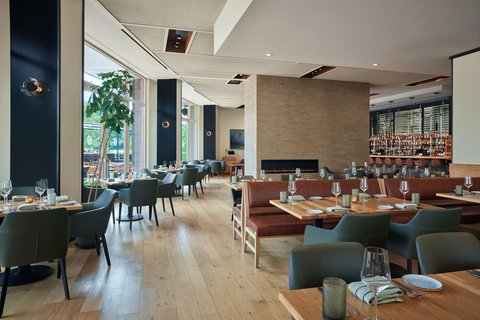 THE WESTIN RIVERFRONT RESORT - Photo 42