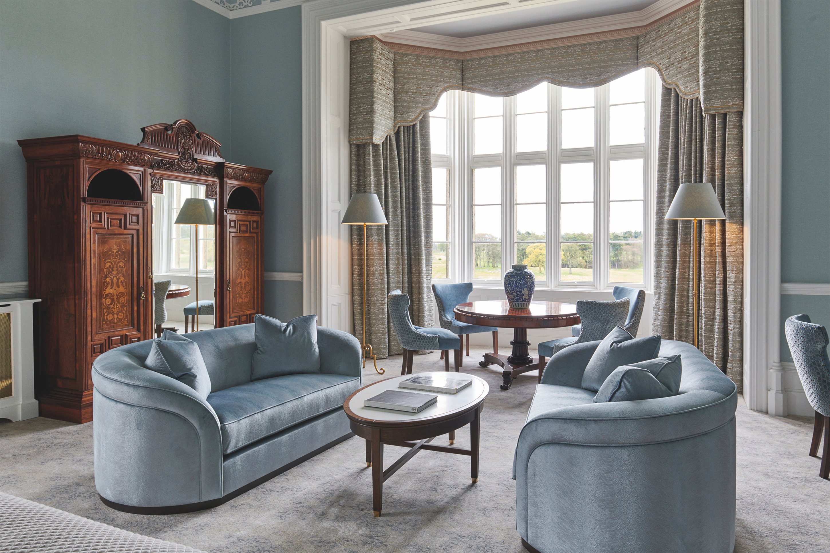 MATFEN HALL COUNTRY HOTEL-guestroom-Luxury Suite Sitting Area.jpg