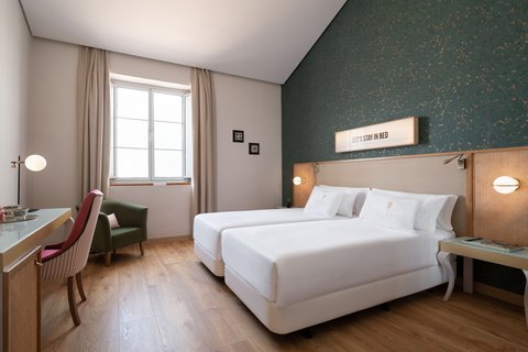 LOS SEISES SEVILLA - Photo 32