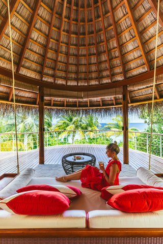 W MALDIVES - Photo 34