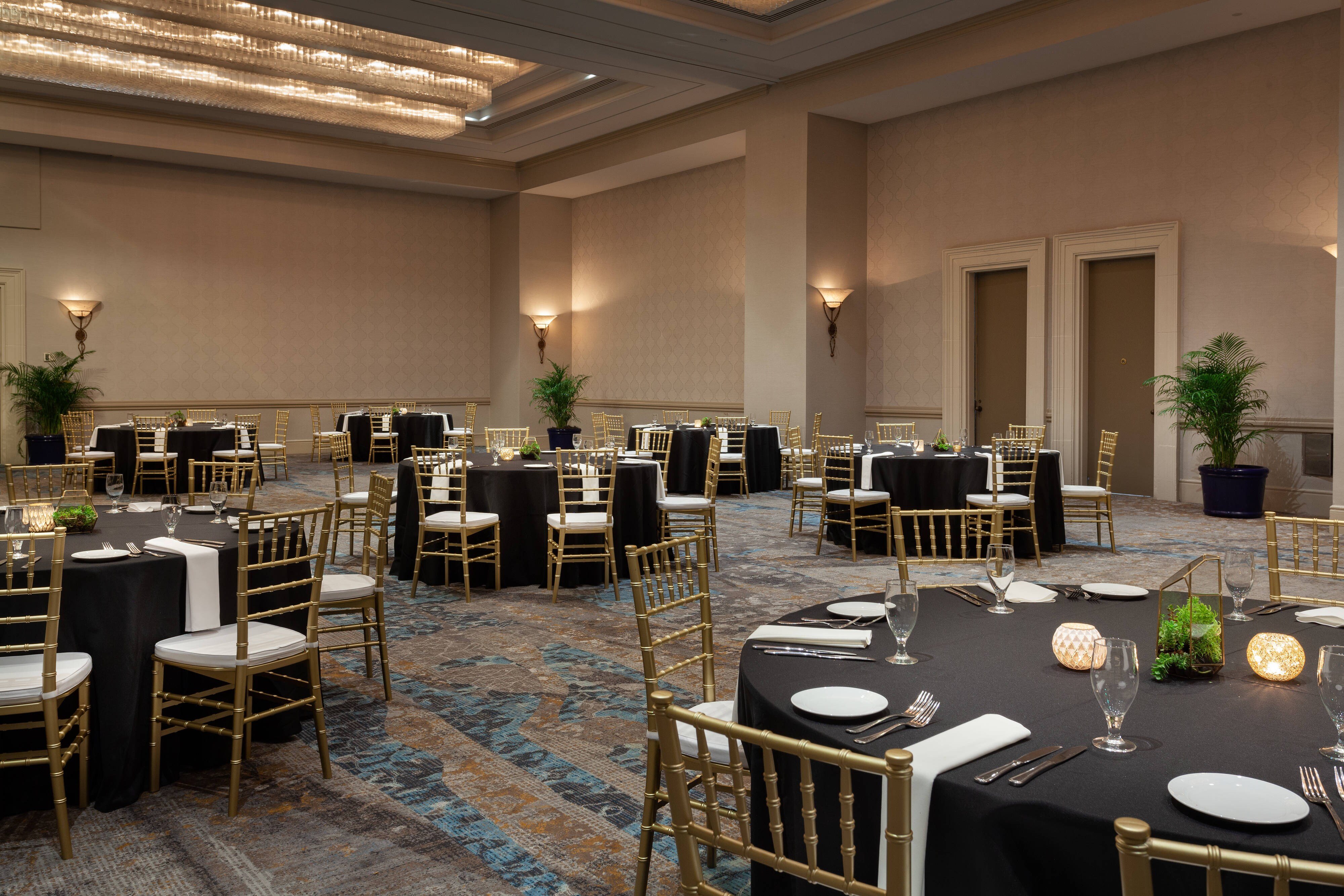 Leamington Grand Ballroom - Banquet Setup
