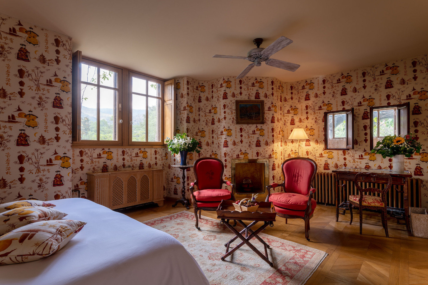 Chateau de Riell-guestroom-Superior Room In The Castle.jpg