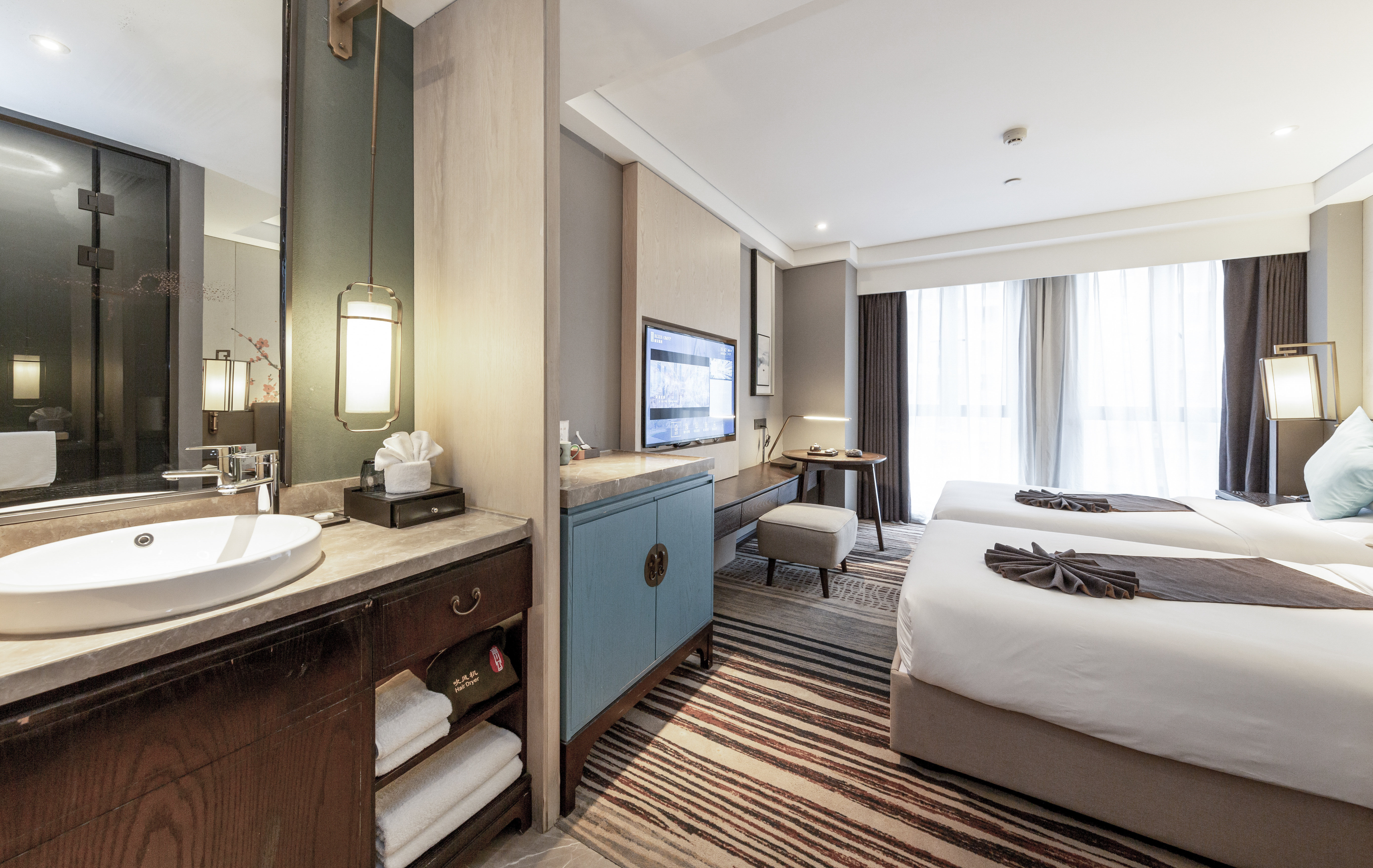 REZEN DONG HOTEL (GUANYIN BRIDGE)-guestroom-Business Twin Bed Room.jpg