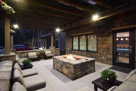 Patio & Fire Pit