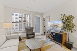  - WhyHotel by Placemakr Columbia