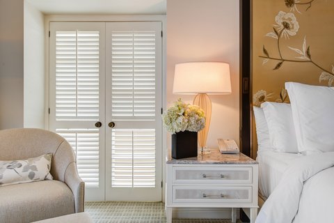 FOUR SEASONS LOS ANGELES AT BEVERLY HILLS - Photo 25