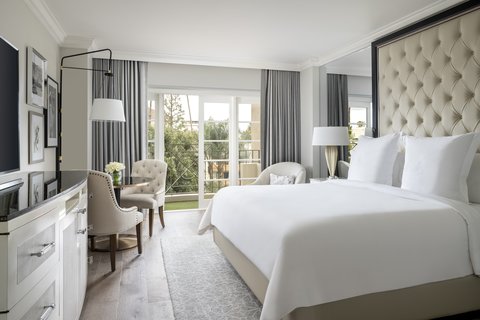 FOUR SEASONS LOS ANGELES AT BEVERLY HILLS - Photo 27