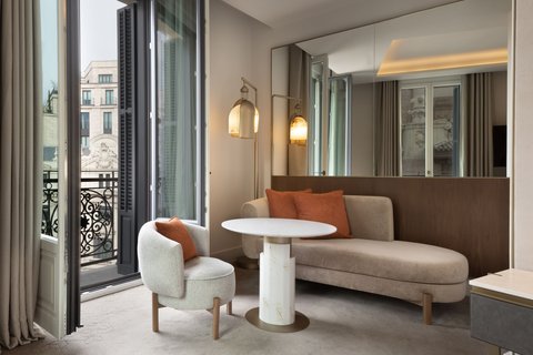 JW MARRIOTT HOTEL MADRID - Photo 14