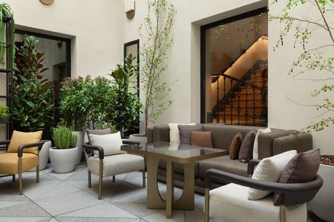 JW MARRIOTT HOTEL MADRID - Photo 123