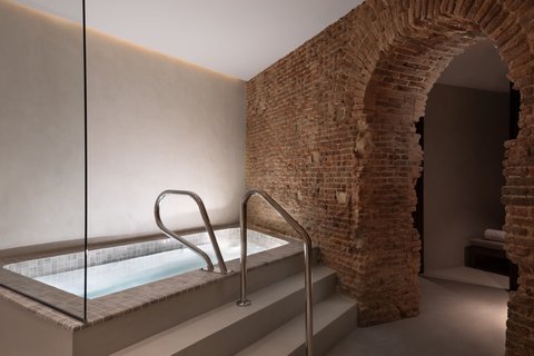 JW MARRIOTT HOTEL MADRID - Photo 143