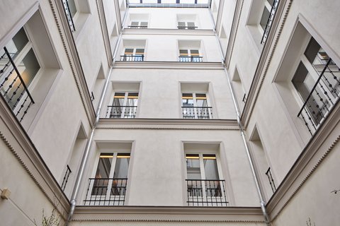 JW MARRIOTT HOTEL MADRID - Photo 6