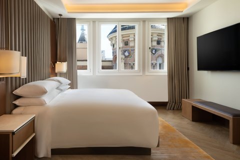 JW MARRIOTT HOTEL MADRID - Photo 115