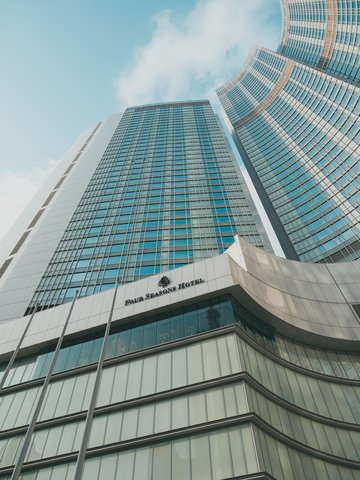 FOUR SEASONS HOTEL HONG KONG - Photo 21