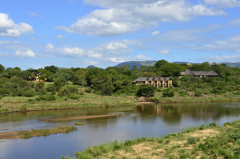 Pestana Kruger Lodge Exterior