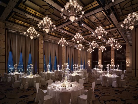 FOUR SEASONS HOTEL HONG KONG - Photo 45
