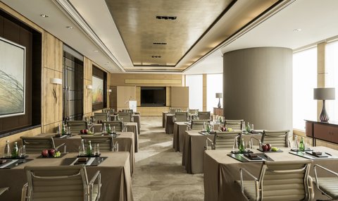 FOUR SEASONS HOTEL HONG KONG - Photo 47