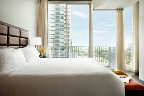 TWELVE DOWNTOWN - Photo 6