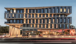  - ARRIVE Hotel East Austin - I-35, Exit 234B