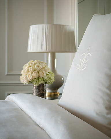 FOUR SEASONS HOTEL GEORGE V PARIS - Photo 39