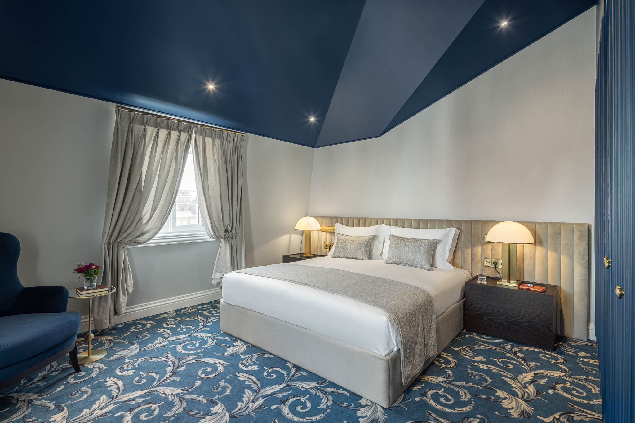 MS COLLECTION AVEIRO-guestroom-Suite.jpg