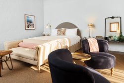  - Palihouse Hotel Santa Barbara