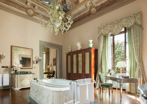FOUR SEASONS HOTEL FLORENCE - Photo 30