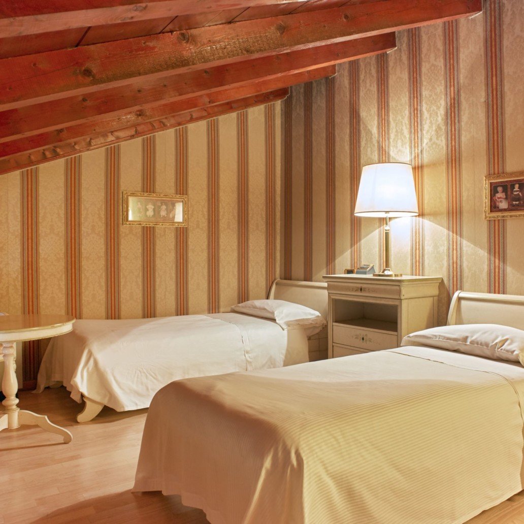 VILLA QUARANTA-guestroom-Family Room Soppalco Villa Quaranta Min Scaled Uai.jpg