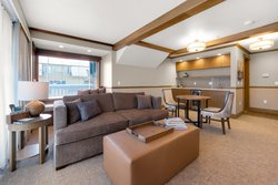  - Stephanie Inn Cannon Beach