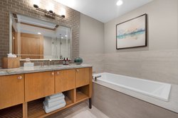  - Stephanie Inn Cannon Beach