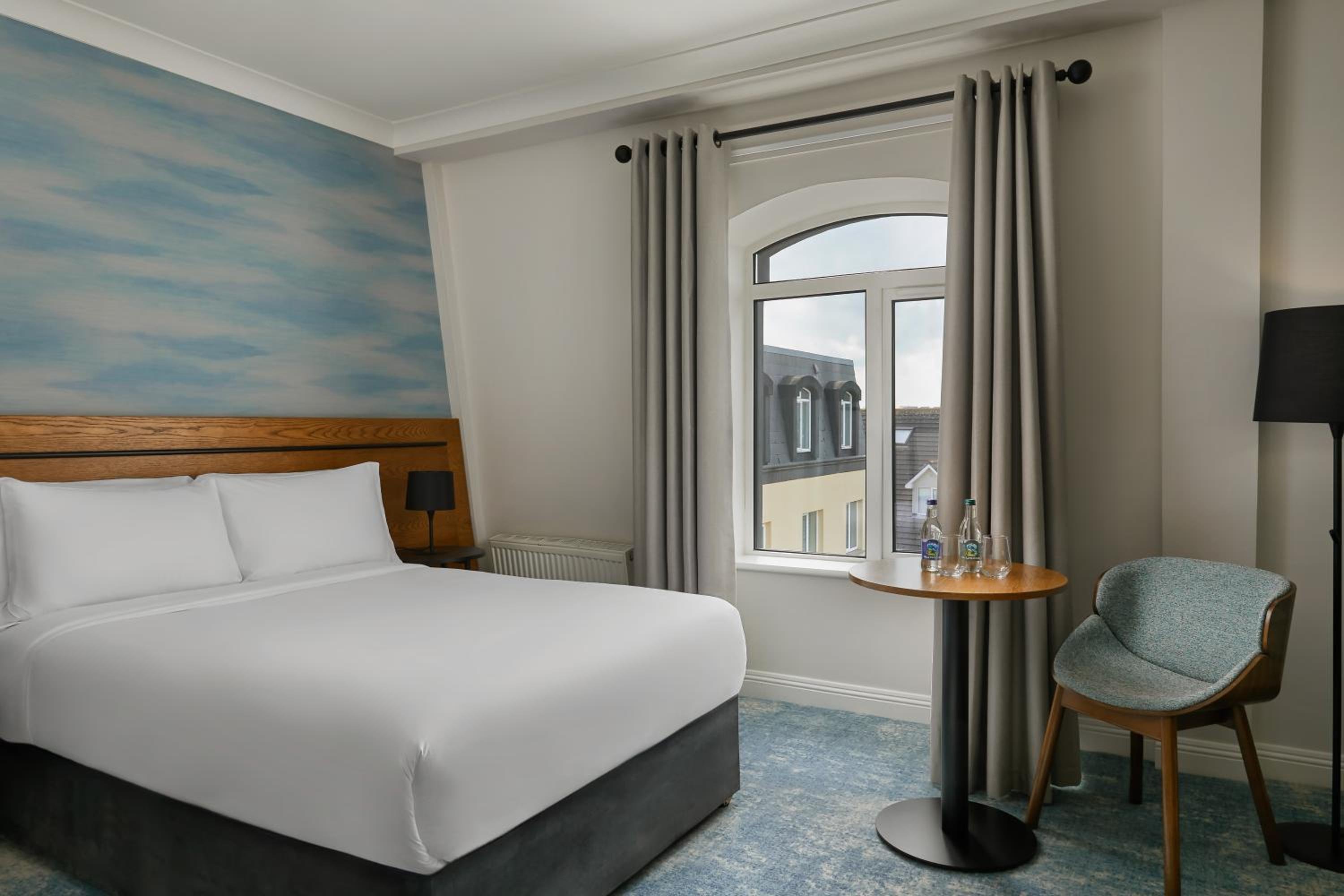 WATERFORD MARINA HOTEL-guestroom-Double Room.jpg