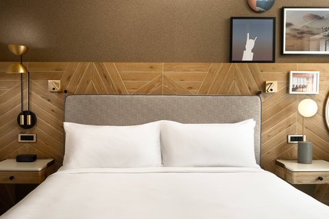 THE OTIS HOTEL AUSTIN - Photo 12