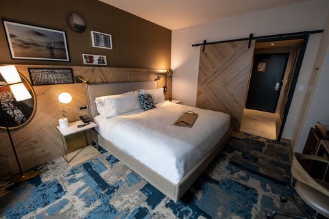 THE OTIS HOTEL AUSTIN - Photo 11