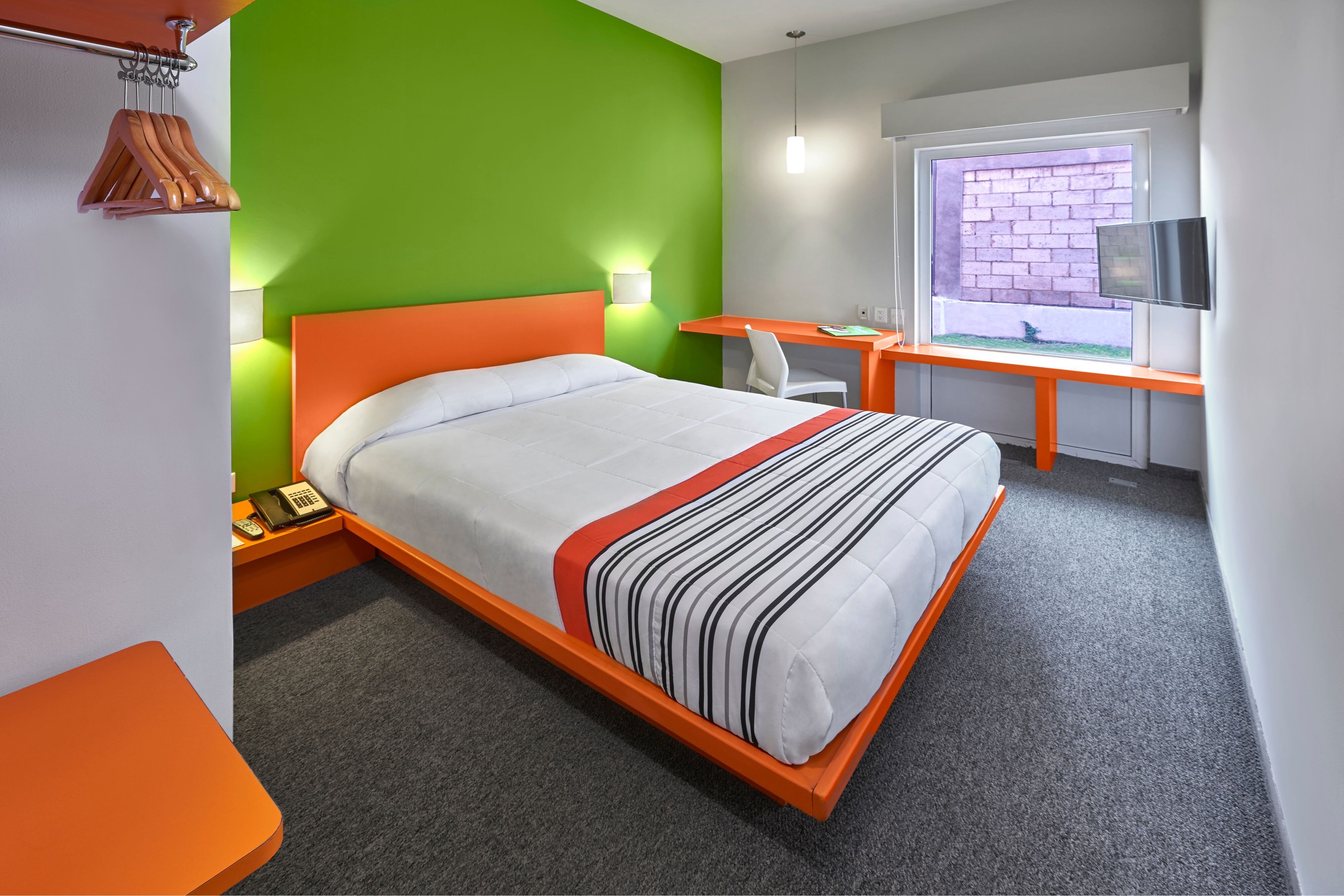 City Express Junior by Marriott Guadalajara Periferico Sur-guestroom-Bedroom.jpg