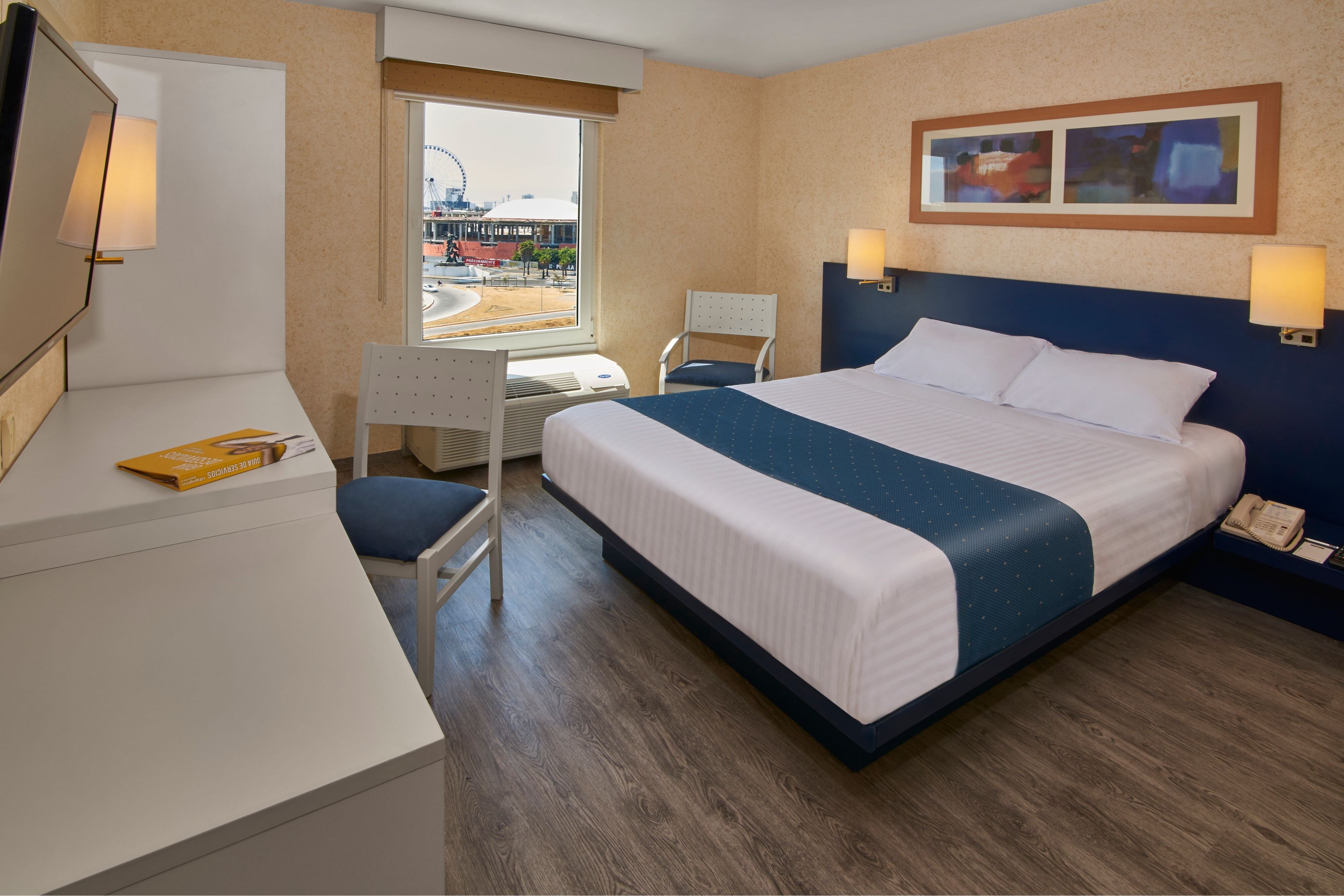 City Express by Marriott Puebla Aeropuerto-guestroom-Bedroom.jpg
