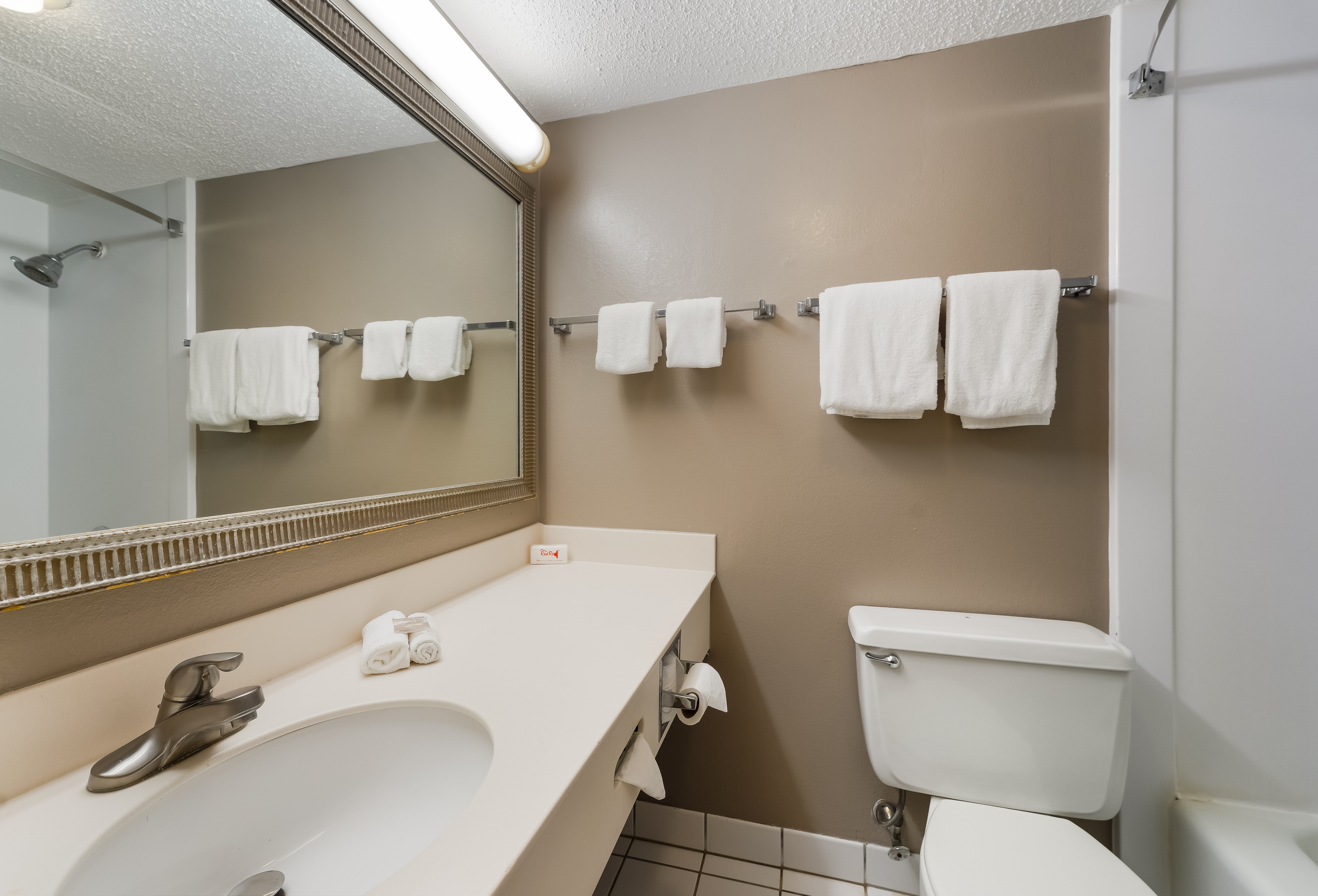 RED ROOF PAINTED POST-guestroom-Bath.jpg