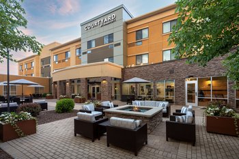 Courtyard by Marriott