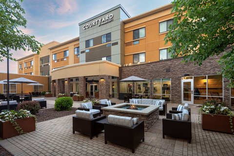 Fire Pit - Courtyard