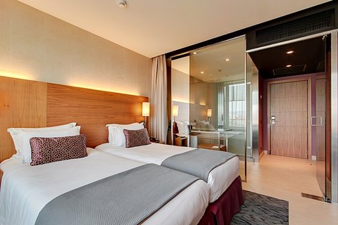 777393 Guest Room