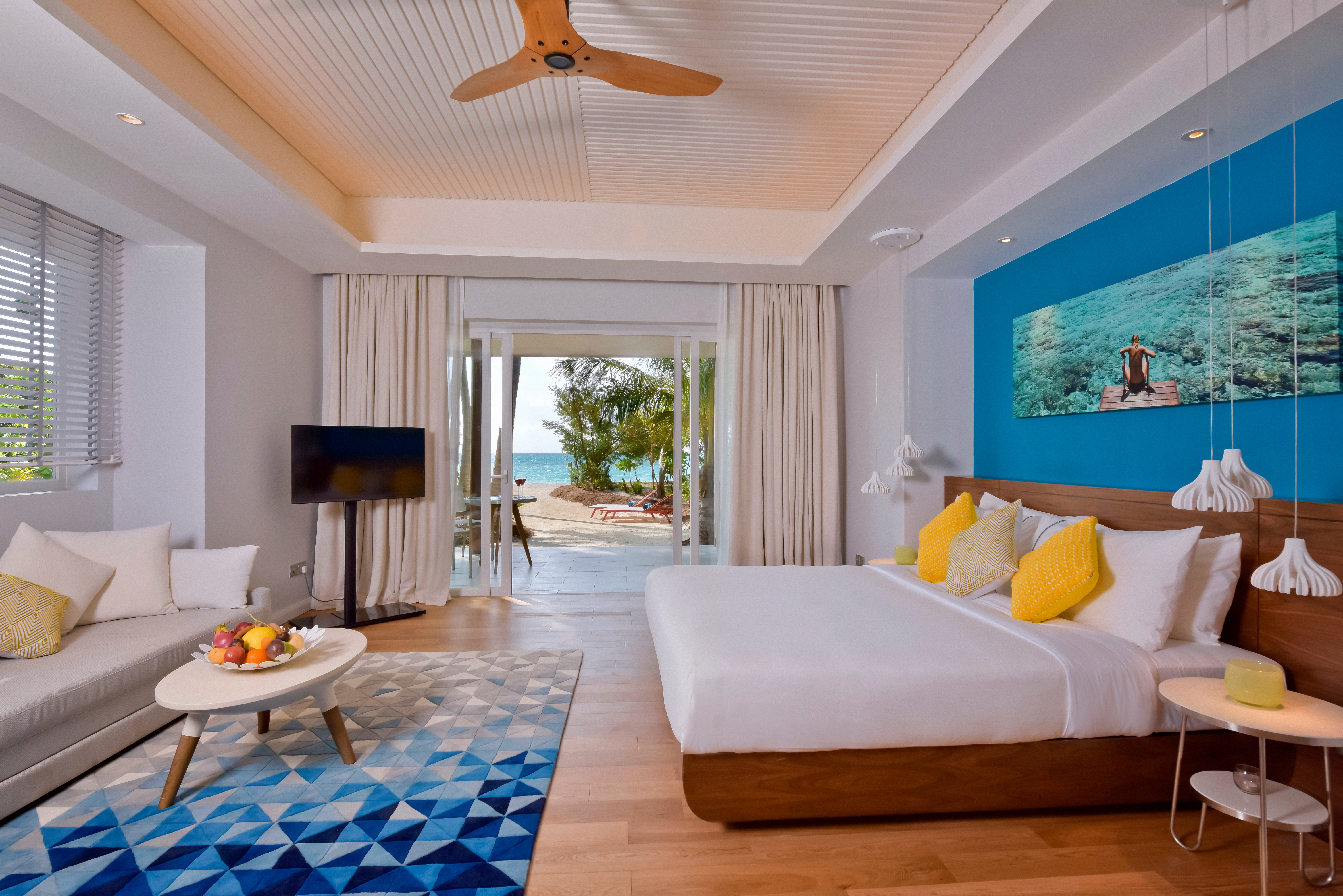 KANDIMA MALDIVES-guestroom-Sunrise Beach Pool Villa with Swirl Pool - Bedroom.jpg