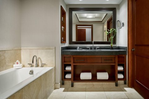 THE RITZ CARLTON GEORGETOWN - Photo 36