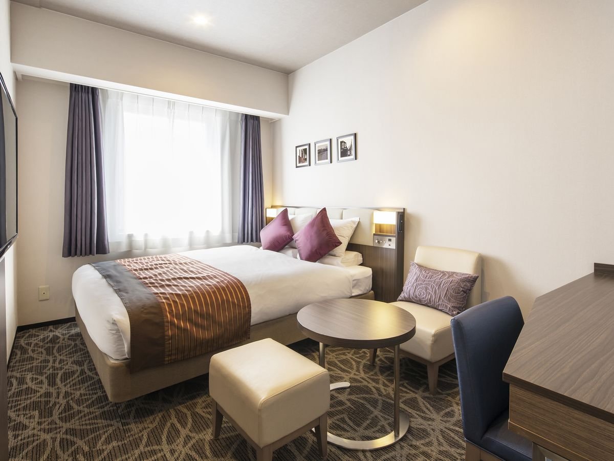 MYSTAYS UENO EAST-guestroom-Standard Queen.jpg
