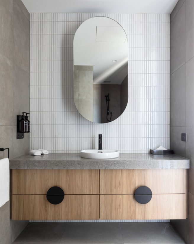 Caroline Apartments Richmond-guestroom-CSA Richmond Bathroom.jpg