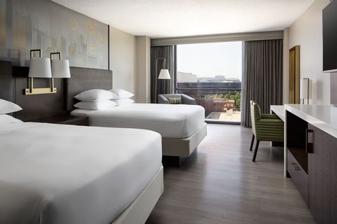 Double/Double Deluxe Guest Room - High Floor
