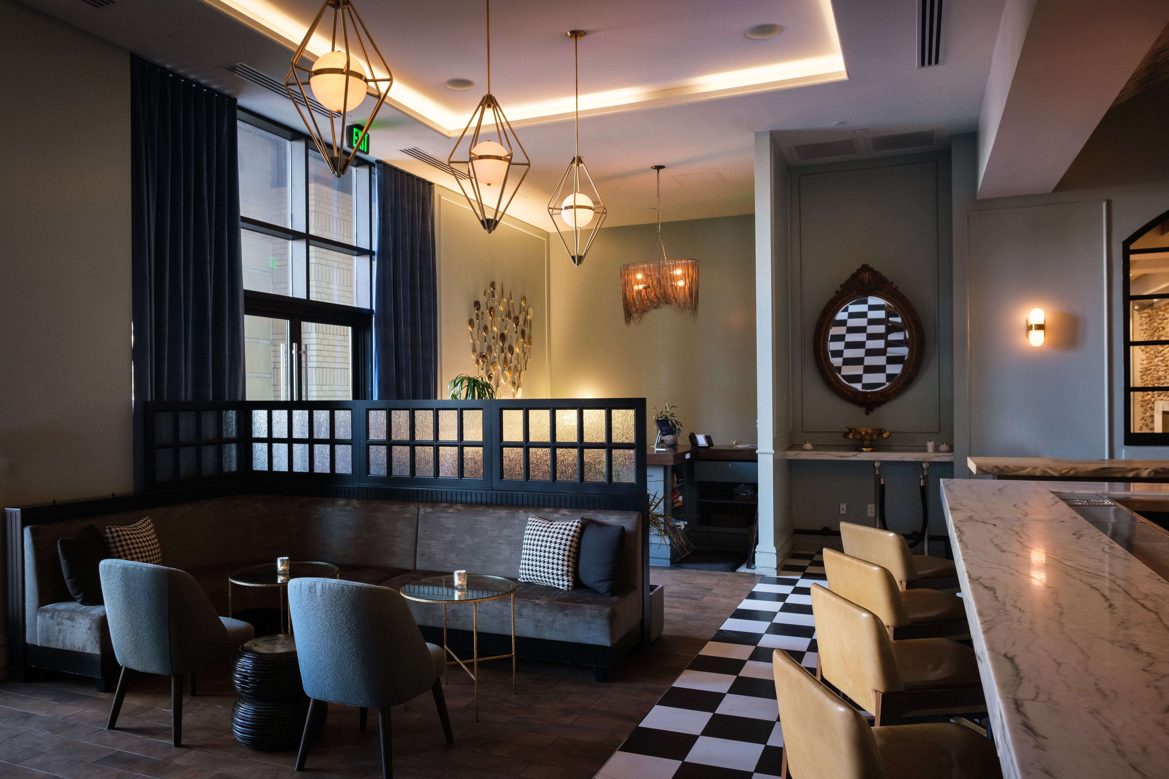 Bar and Lounge at Henley Modern American Brasserie